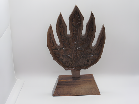 Handcrafted Wooden Chinar Leaf Decorative Sculpture