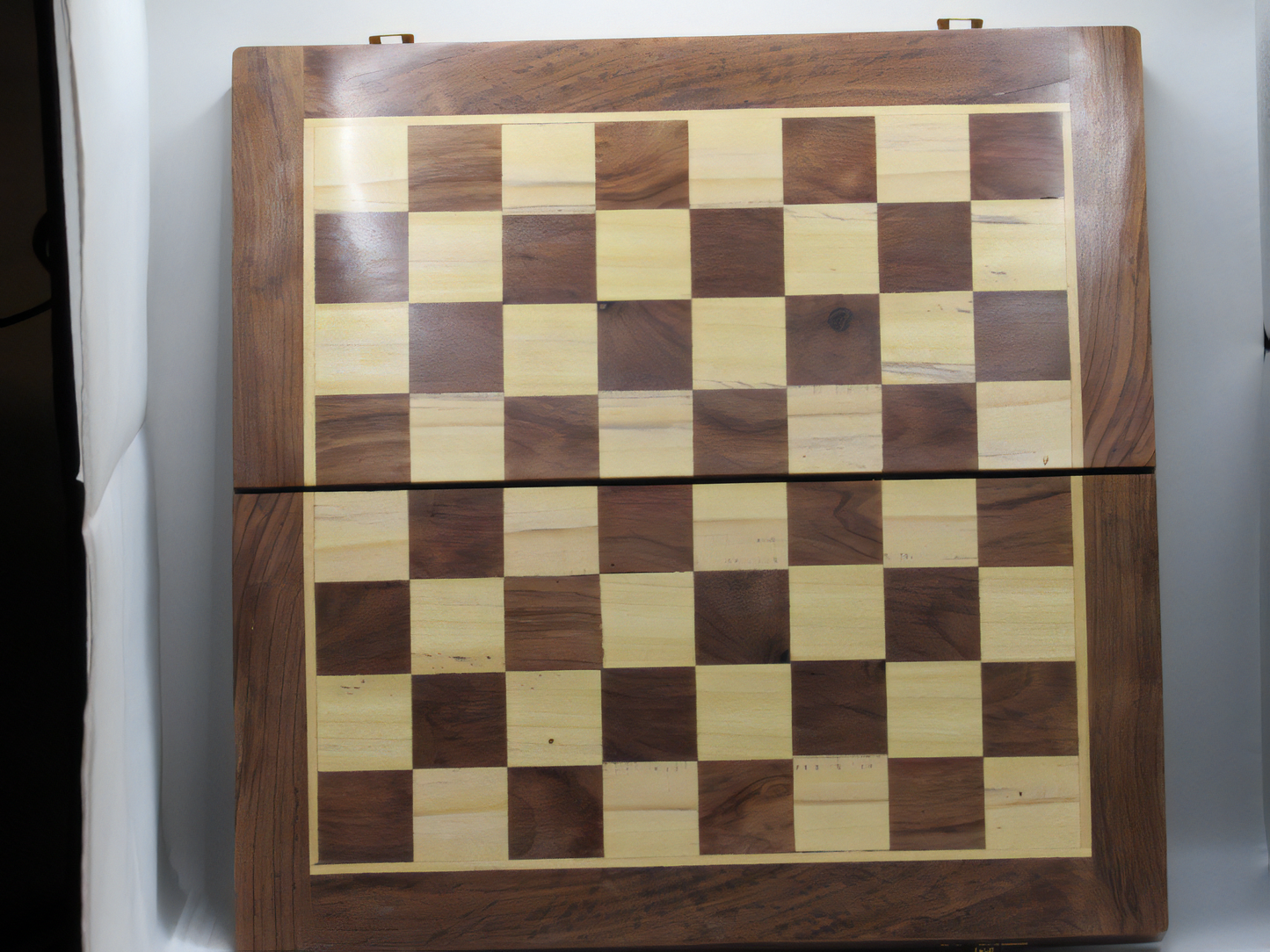 Handcrafted Kashmiri Wooden Chess Set – Foldable Board with Carved Pieces